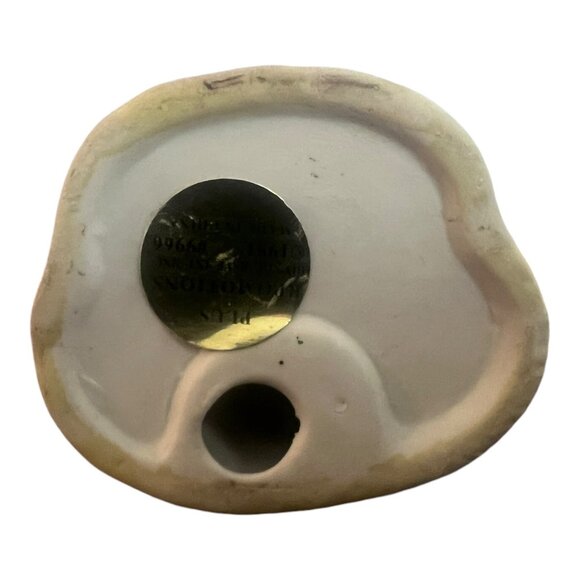 Vtg Santas of the Nations Holland Hand Painted Porcelain Figurine 1991 - Picture 7 of 8